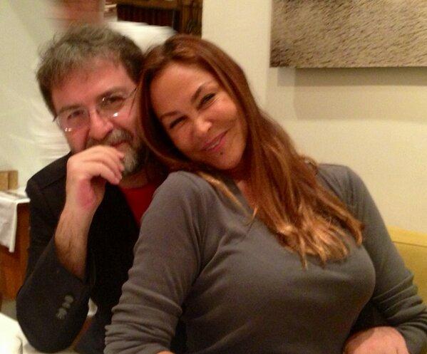 Hülya Avşar'dan Ahmet Hakan'a: Seviyorum bu adamı