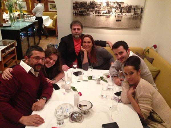 Hülya Avşar'dan Ahmet Hakan'a: Seviyorum bu adamı