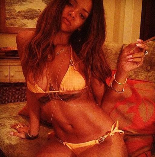 Rihanna'ya ağır eleştiriler