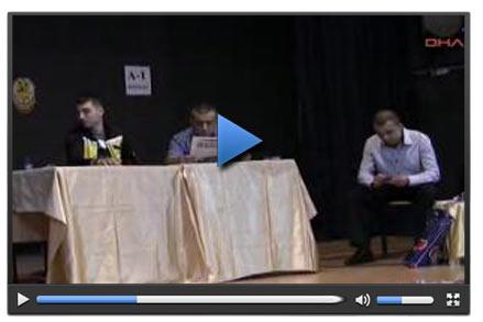 Tutuklulardan tiyatro gösterisi