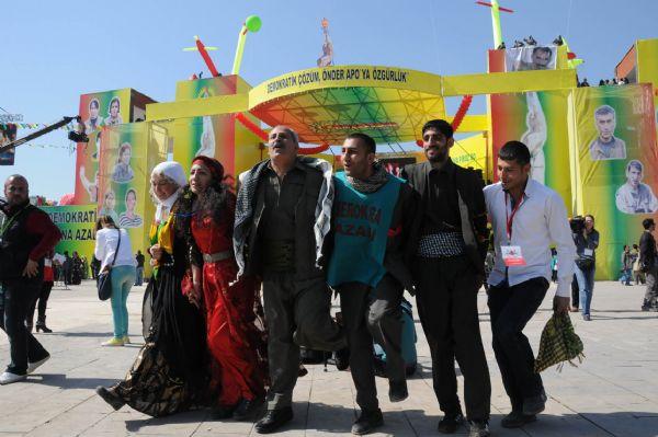 Diyarbakır'da tarihi Nevruz kutlaması