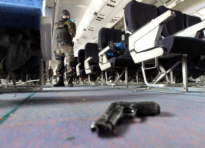 Özel harekatçıların eğitimi aksiyon filmi gibi