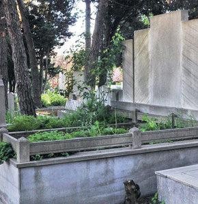 Zincirlikuyu'da 750 bin TL'ye satılık mezarlık