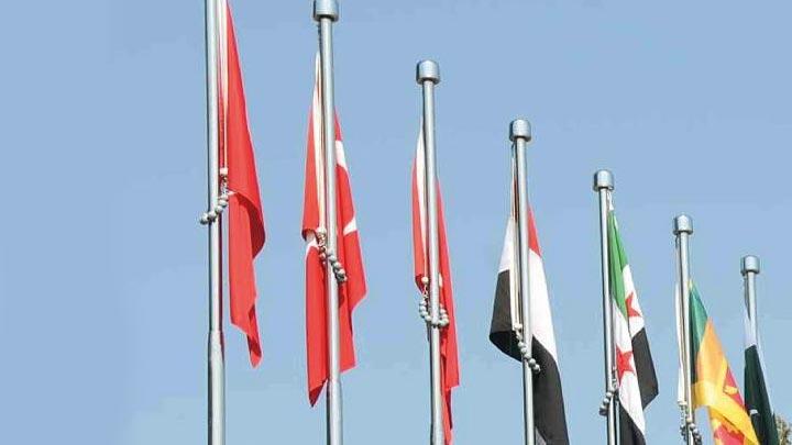 Çanakkale'deki anma töreninde ÖSO bayrağı