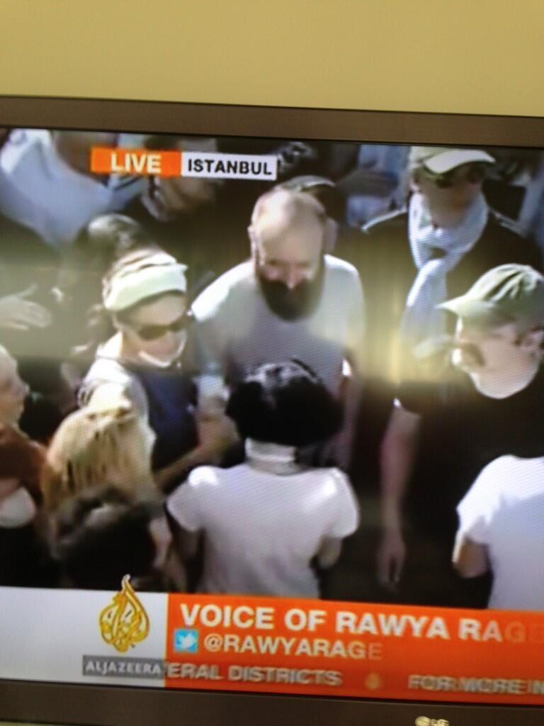 Halit Ergenç de Taksim'e çıktı