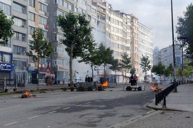 Müdahalenin ardından bu sabah Gezi Parkı - Galeri