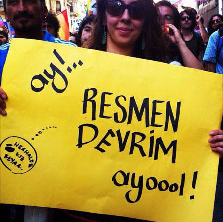 Taksim'deki LGBT yürüyüşü