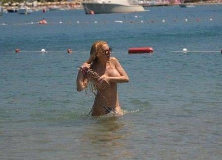 Cicişler üstsüz yakalandı