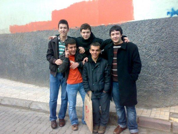 Kıvırarak boyunu 16 santim uzattı