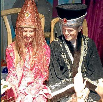 Nazlı Tolga'nın kına gecesi