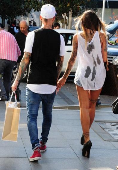 Fener'in yengesi Ivone mini şortuyla şov yaptı