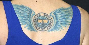 Fanatik Fenerbahçeli oyuncu kongrede