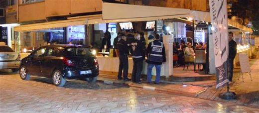 Afyon'da polis öğrenci kafelerini denetledi