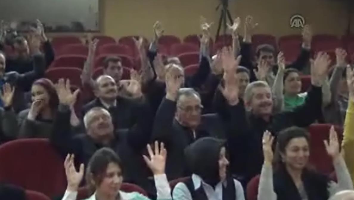 İşaret diliyle ilahi konseri - izle