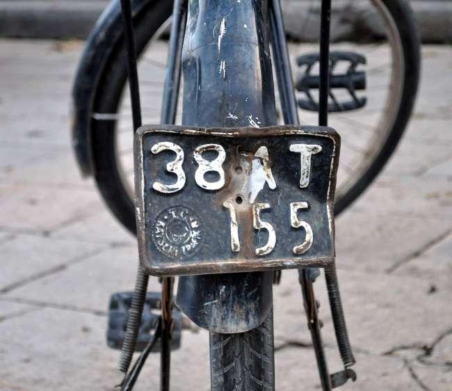 Resmi plakalı ilk bisiklet