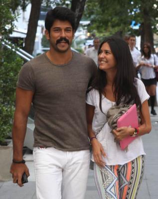 Burak Özçivit tezgah başında