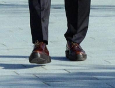 Fatih Terim'in platform topuklu ayakkabıları