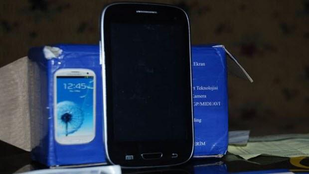 Telefonla sipariş verdiği akıllı telefon sahte çıktı - izle