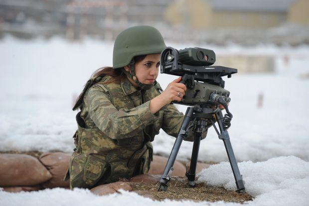 Doğu'da görev yapan kadın komutanlar