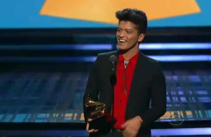 56.Grammy Ödülleri sahiplerini buldu - izle