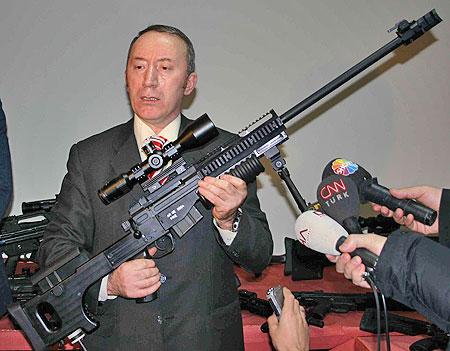 İlk yerli tüfeğimiz Mehmetçik-1 kışlalara dağıtılıyor