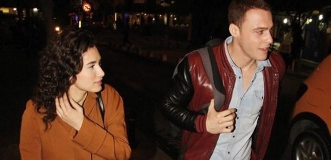 Kerem Bursin Hande Doğandemir'le yakalandı