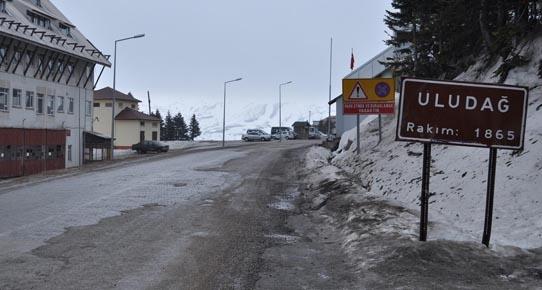 Uludağ'da kar kalınlığı 44 santimetre oldu