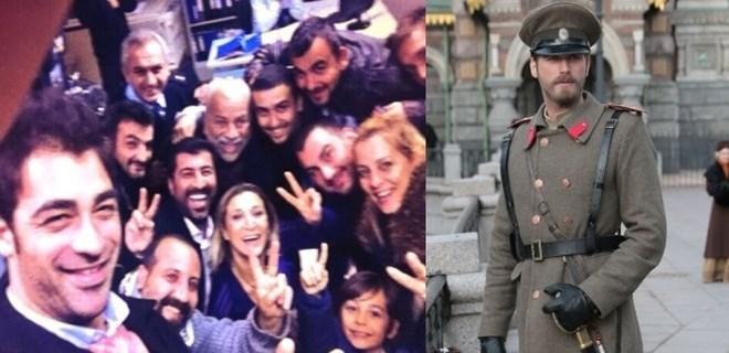 Küçük Ağa dizisinden zafer selfie’si