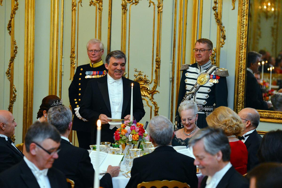 Abdullah Gül Danimarka'da onuruna verilen yemeğe katıldı