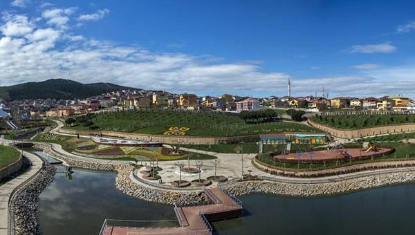 Sultanbeyli'de Gölet Parkı açılışı mitinge dönüştü