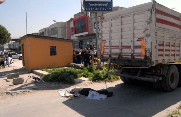 11 yaşındaki çocuk köpekten kaçarken canından oldu