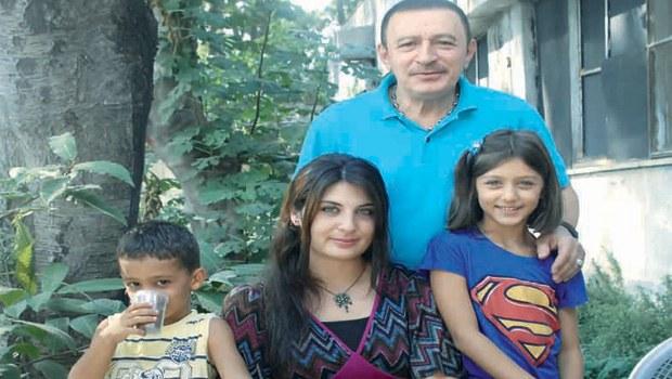 Mustafa Topaloğlu eşinden boşanıyor