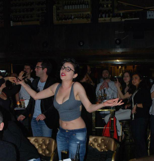 Gonca Vuslateri Dublin gecelerini İstanbul'a taşıdı