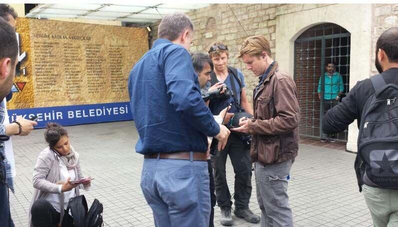 CNN muhabiri: Polis Taksim'de popoma vurdu