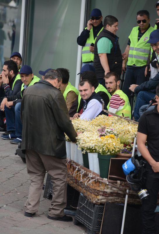 Sırrı Süreyya Gezi Parkı'na gitti
