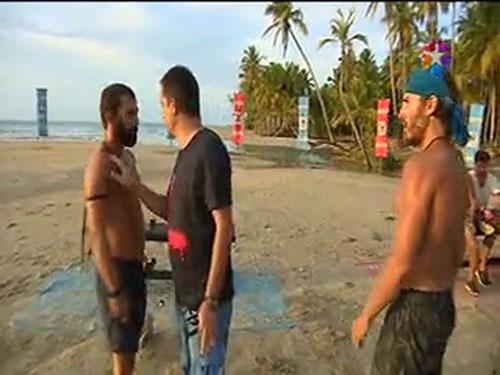 Survivor'da Turabi ile Akın kavga etti