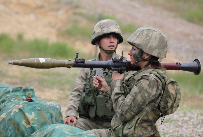 Tunceli Komando Tugayı'nda 4 kadın komutan İZLE