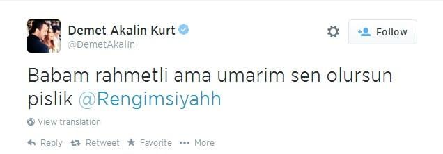 Demet Akalın Twitter takipçisine kızdı