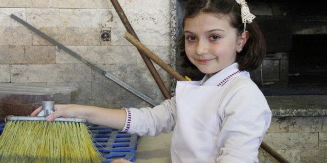 Binde 1 görülen dahi: 9 yaşındaki Melike Erbaş