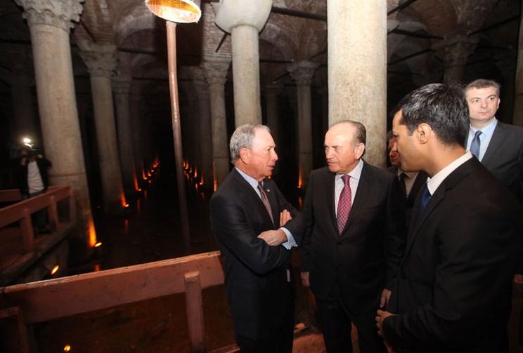 Kadir Topbaş Michael Bloomberg'e İstanbul'u gezdirdi
