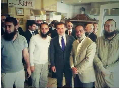 Yıldıray Oğur medyadaki IŞİD yalanlarını deşifre etti