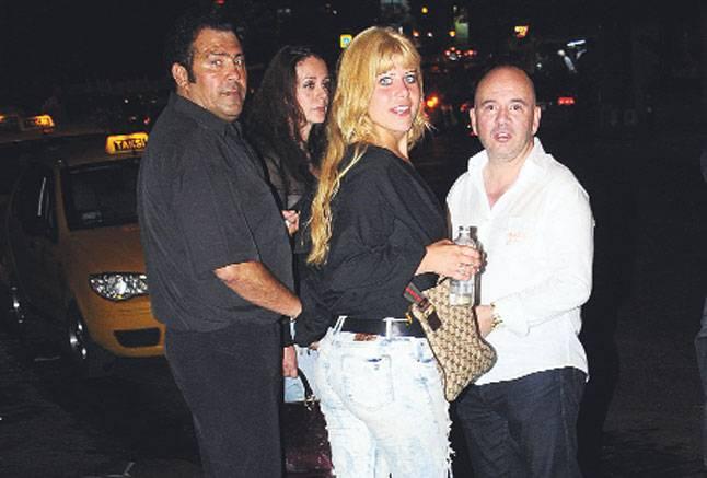 Sinan Akıman'dan İvana'nın eski kocasına: Adamsın