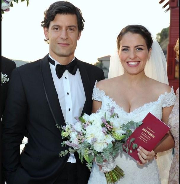 Aslı Tandoğan evlendi