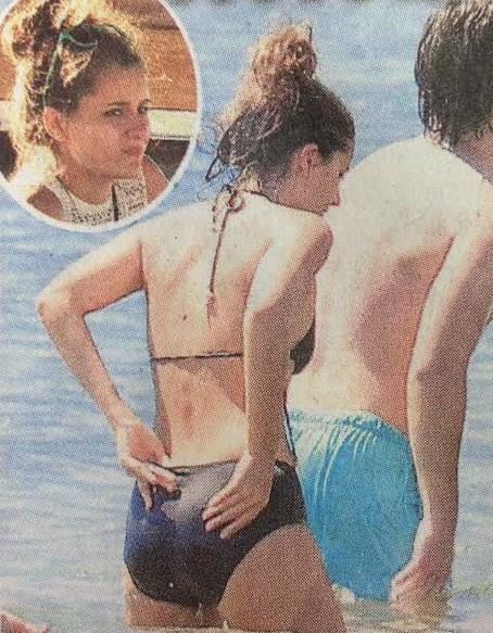 Şarkıcı Atiye ilk kez bikinili görüntülendi