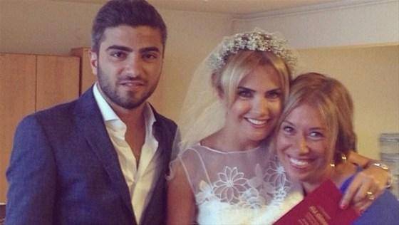 Ece Erken evlendi İZLE