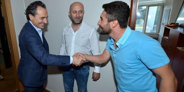 Simge Fıstıkoğlu'ndan Sabri'ye destek tweet'i