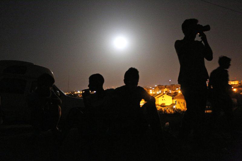 İsrailliler Süper Ay ve operasyonu aynı anda izledi