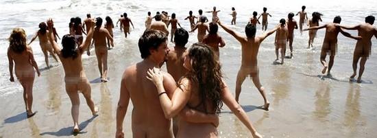 İspanya'da 20 Temmuz çıplak denize gir günü ilan edildi