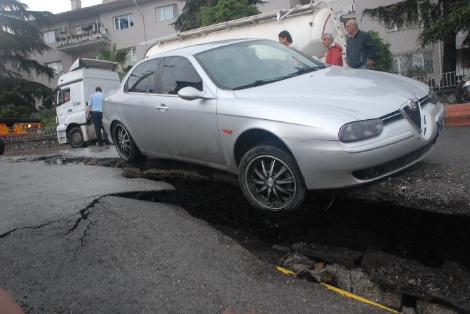 Zonguldak'ta sağanak yağış hayatı felç etti