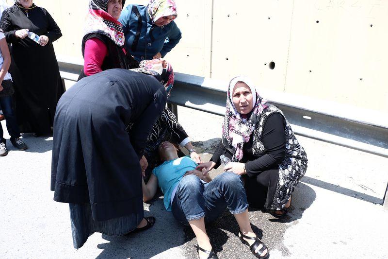 Ümraniye'de halk otobüsü kaza yaptı İZLE